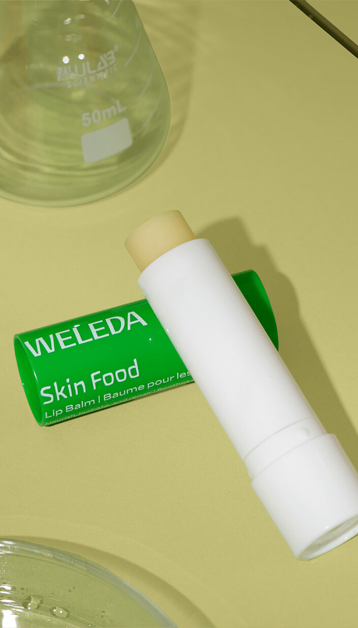alimente piele balsam de buze - weleda